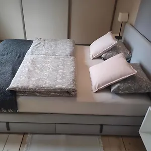 https://marlove-apartment-wroclaw.hotelswroclaw.com